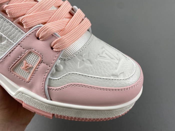 l**is V*t*n lv trainer