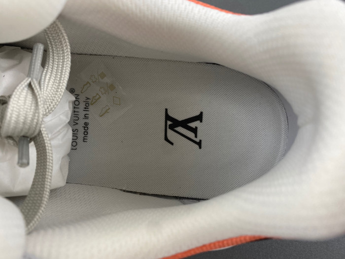 l**is V*t*n lv trainer