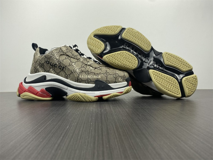 gc x Ba*len*cia*ga sneaker 681066ulz10 9795