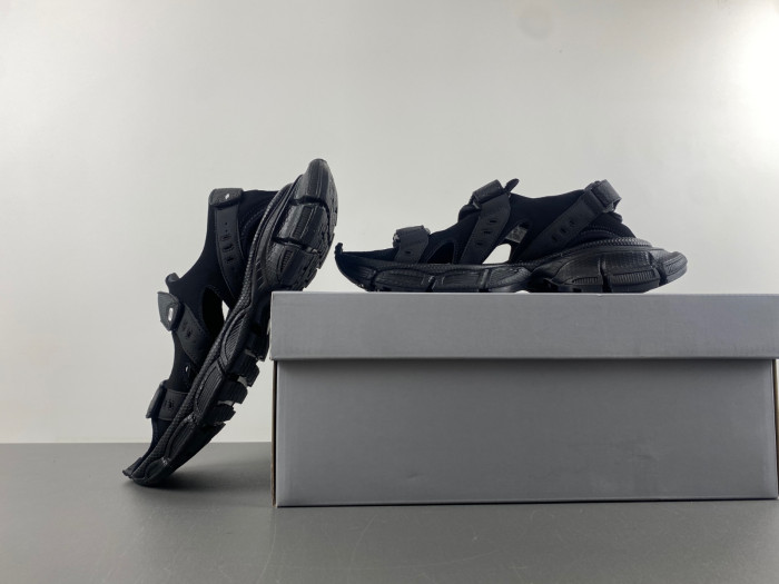 Ba*len*cia*ga sandal