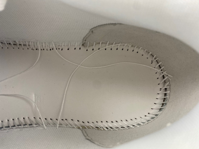 OFF-WHITE Out Of Office OW000008