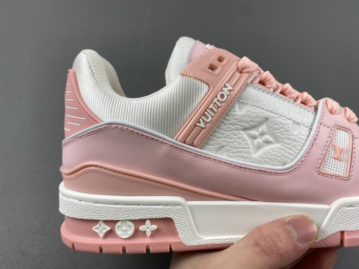 l**is V*t*n lv trainer