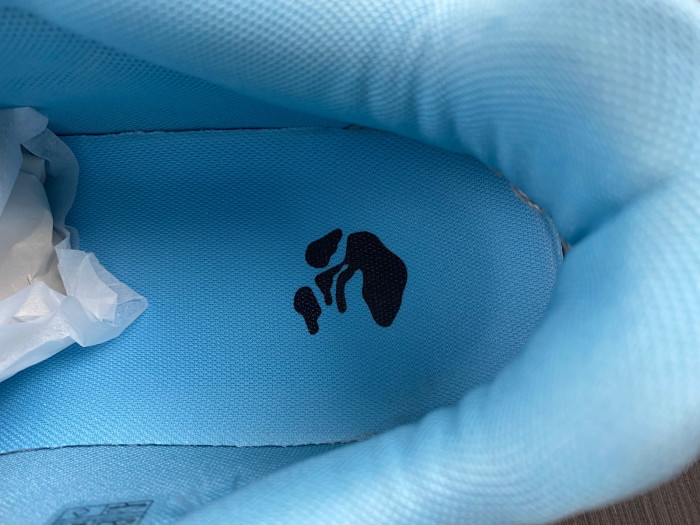 OFF-WHITE OUT OF OFFICE OW000010