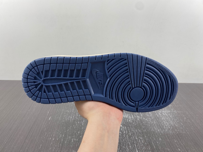 Travis Scott x Air Jordan 1 Low DM7866-713