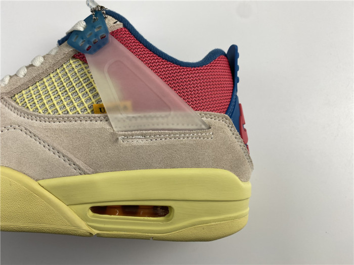 Jordan 4 Retro Union Guava Ice DC9533-800