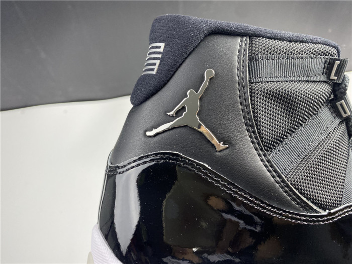 Jordan 11 Retro Black Clear CT8012-011