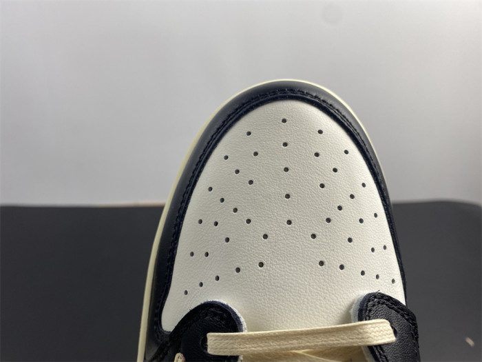 Jordan 1 Low fragment design x Travis Scott DM7866-140