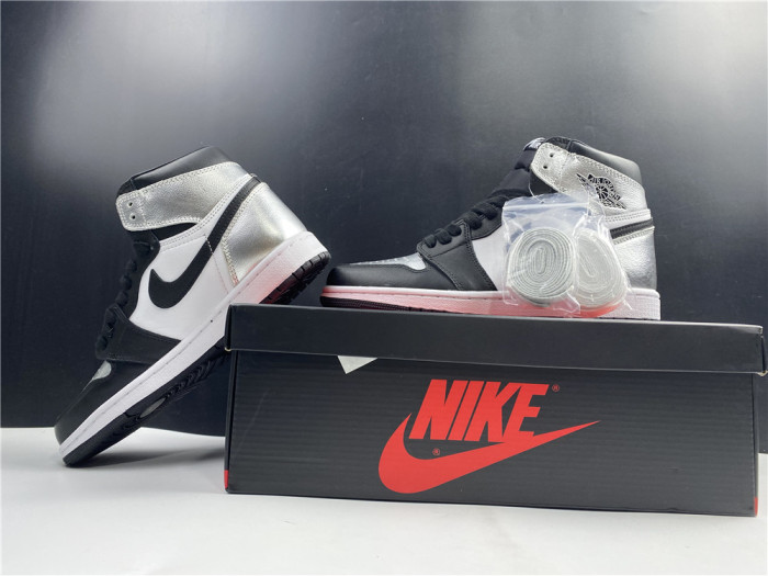 Jordan 1 Retro High Silver Toe  CD0461-001