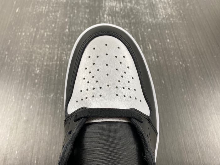 Air Jordan 1 High OG “Reverse Panda” DZ5485-010