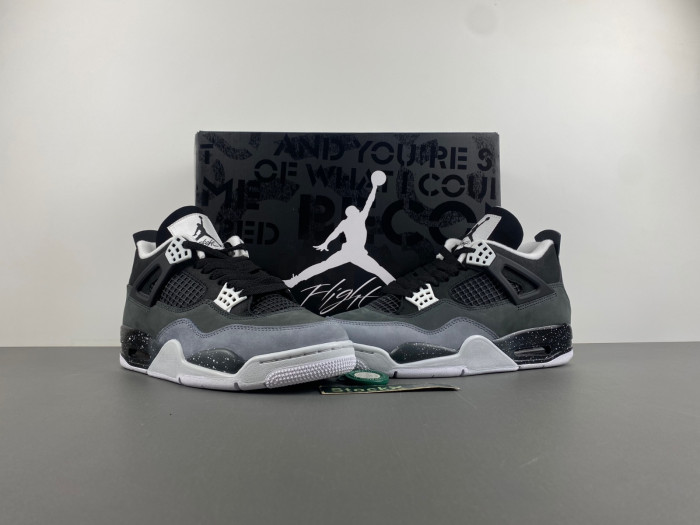 Air Jordan 4 "Fear" FQ8138-002