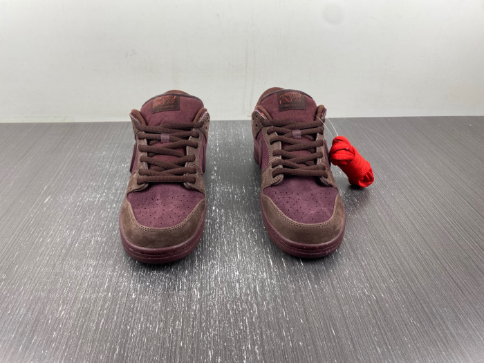 Nike Dunk SB LOW FN0619-600