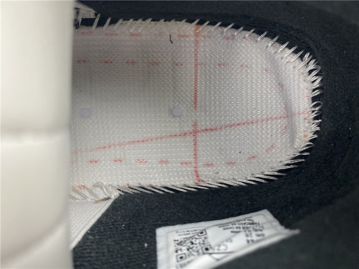 Jordan 4 Retro PSG Paris Saint-Germain CZ5624-100