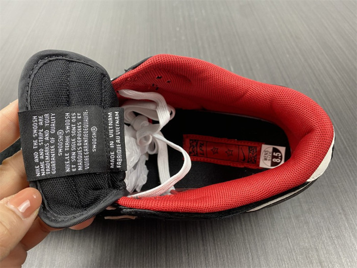 Nike SB Dunk Low LPL League of Legends  DO2327-011