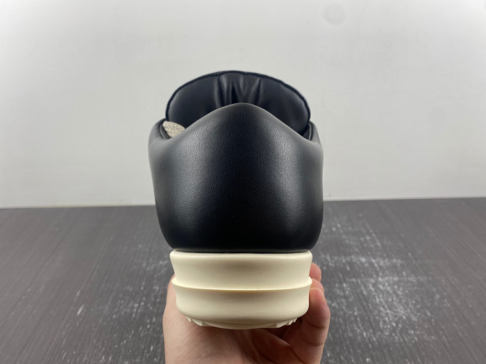 Jumbo Laced Padded Low RU02C7893 LLPW2