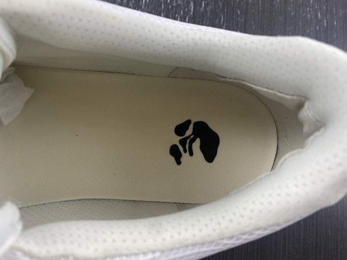 Off-White c/o Virgil Abloh