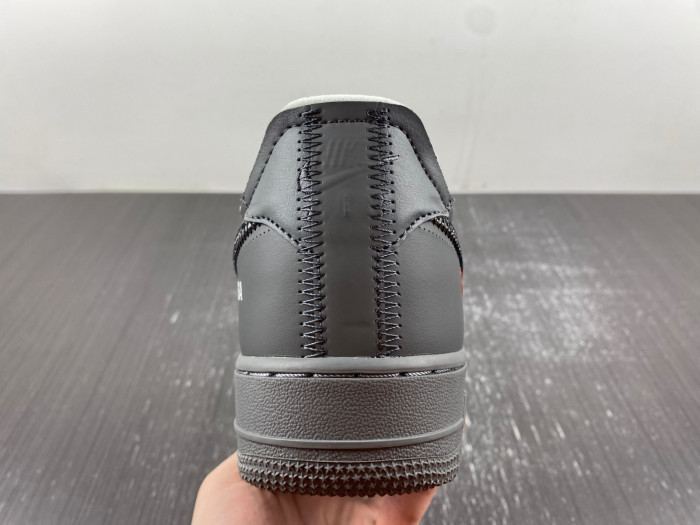 Off-White x Nike Air Force 1 DX1419-500