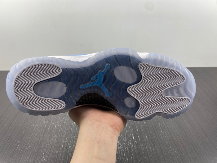 Air Jordan 11 "Pantone" 717602-900