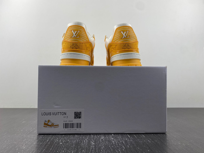 l**is V*t*n lv trainer