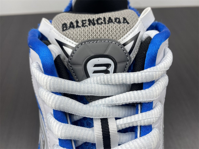 Ba*len*cia*ga runner sneaker