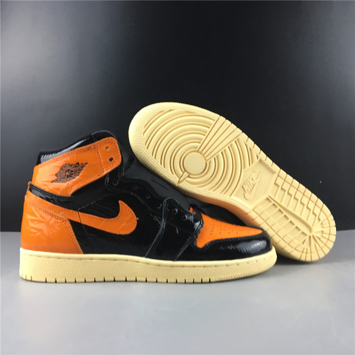 AIR JORDAN 1 SHATTERED BACKBOARD 3.0 555088-028