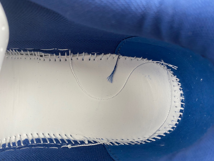 OFF-WHITE Out Of Office OW000012