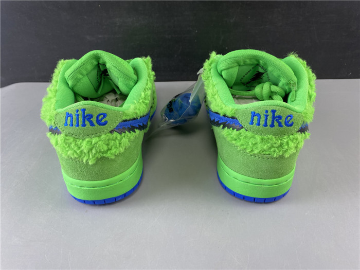 GRATEFUL DEAD X NIKE SB DUNK LOW “GREEN BEAR” CJ5378-300