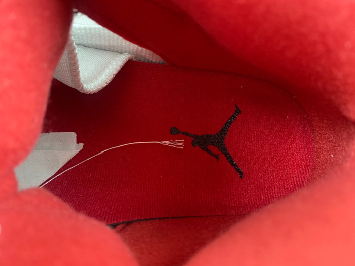 Air Jordan 5 “Fire Red”  136027-120