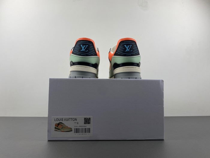 l**is V*t*n lv trainer