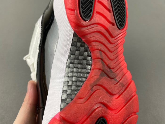 Air Jordan 11 Retro CT8012-106