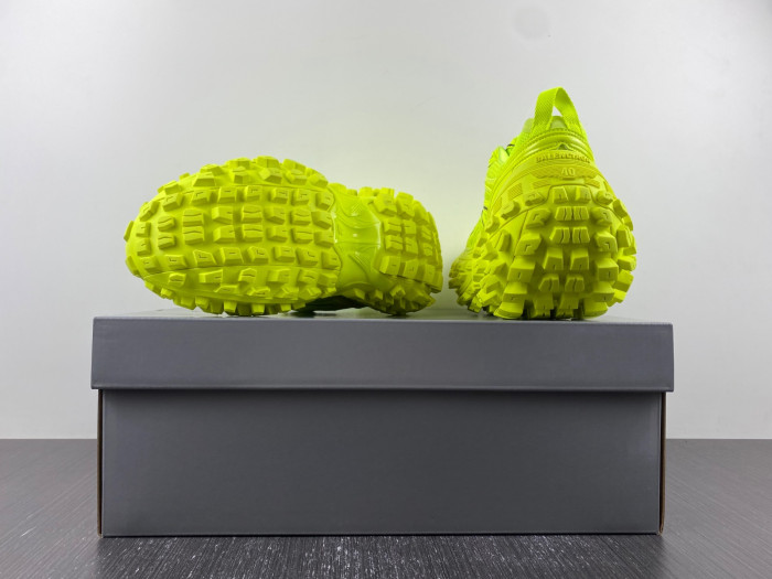 Ba*len*cia*ga defender black 685613w2rab7510