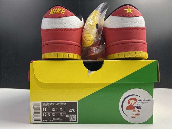 Nike SB Dunk Low “Vietnam 25th Anniversary” 309242-307