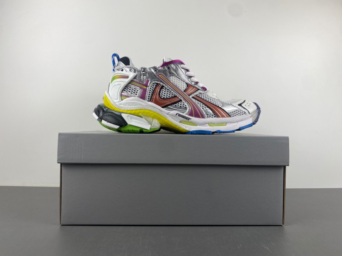 Balenciaga Runner 772774-W3RBW-9168