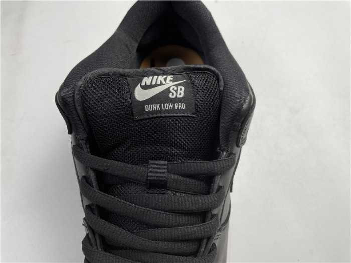 NIKE DUNK LOW X CACTUS PLANT FLEA MARKET CV1727-001