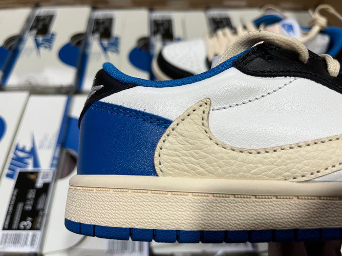 Travis Scott x Fragment x Air Jordan 1 Low OG DM7866 140
