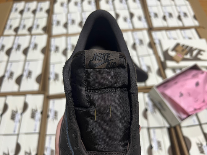 Travis Scott x Air Jordan 1 Low OG