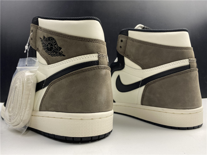 Jordan 1 Retro High Dark Mocha 555088-105