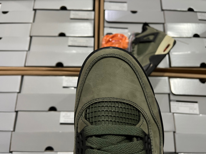 AIR JORDAN 4 RETRO FB9927