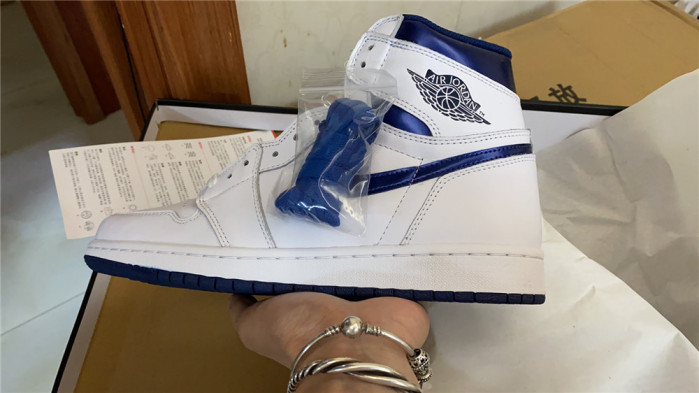 Jordan 1 Retro Metallic Navy (2016) 555088-106