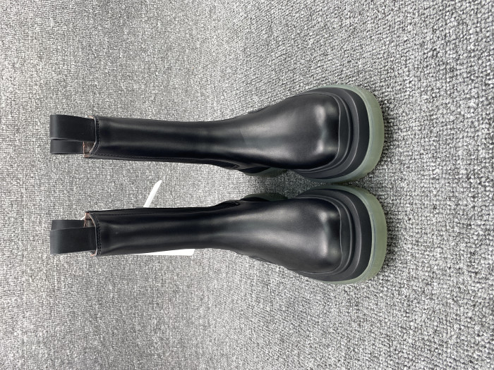 Bo*te*ga ve*ne*ta boots