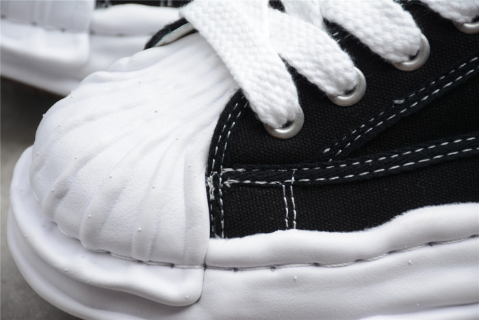 MIHARA YASUHIRO Black And White AO6FW703