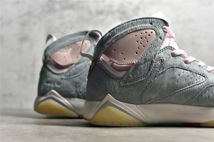 Jordan 7 Retro Neutral Grey CT8528-002