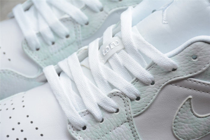 Jordan 1 Low Triple White Tumbled Leather 553558-130