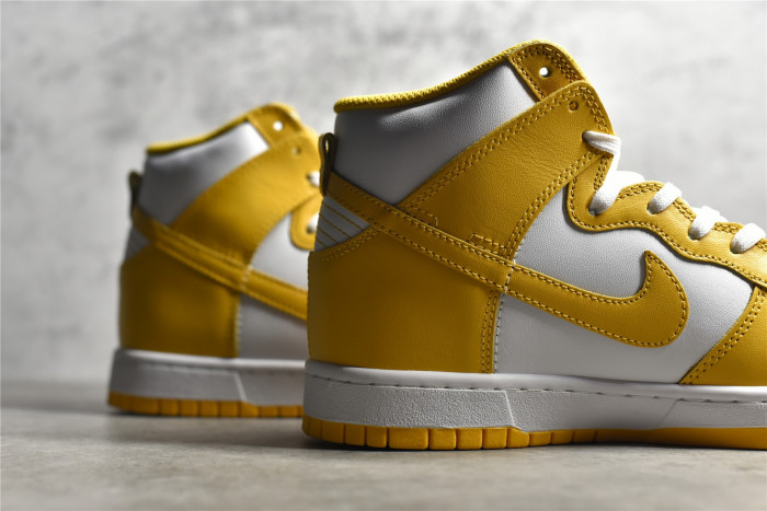 Nike Dunk High Dark Sulfur (W) DD1869-106