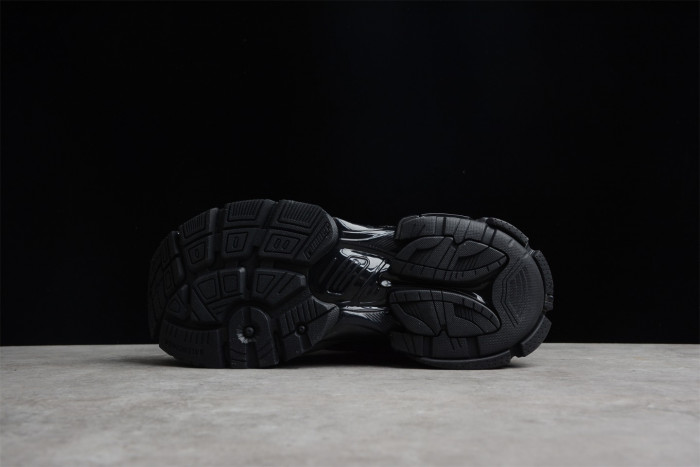 Ba*len*cia*ga runner trainer