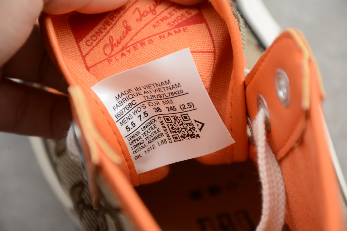 GC * CONVERSE SNEAKER