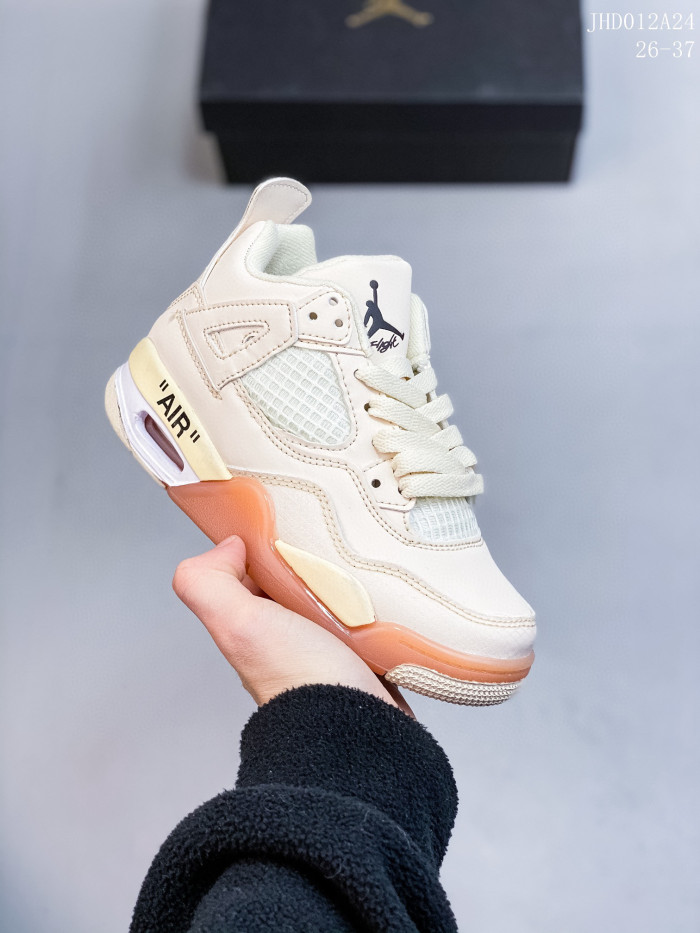 Jordan 4 Retro SNEAKERS