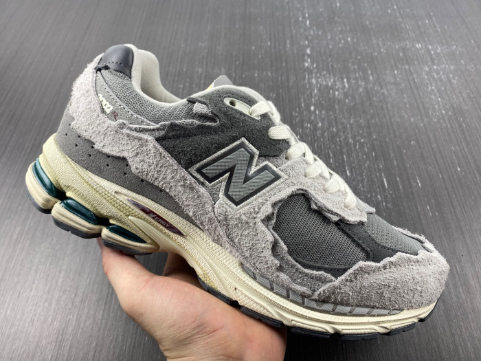BAPE X NEW BALANCE 2002R M2002RDA