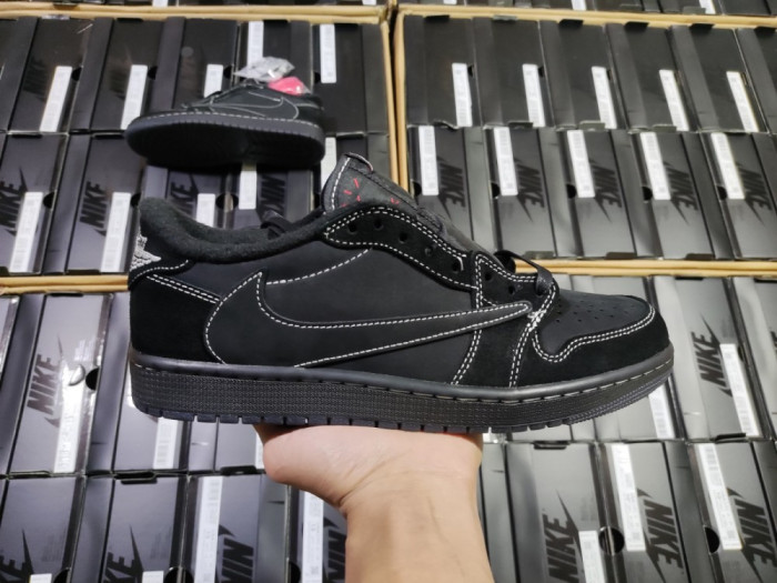 Travis Scott x Air Jordan 1 Low OG DM7866-001