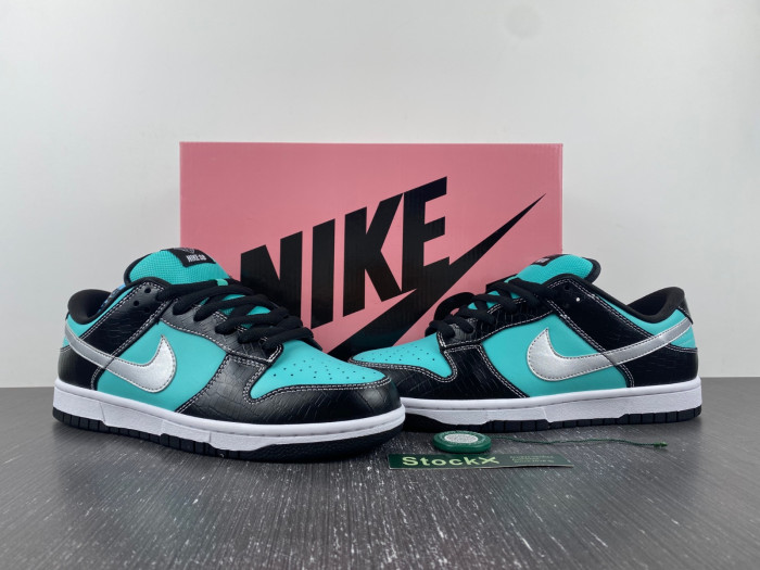 Nike Dunk SB Low D**nd Supply Co. "T**fany" 304292-402