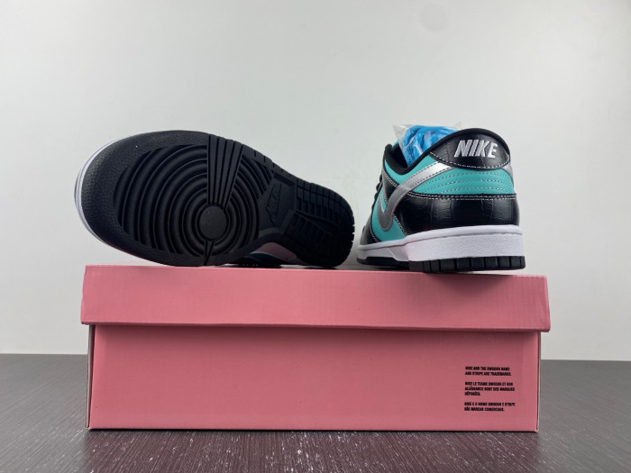 Nike Dunk SB Low D**nd Supply Co. "T**fany" 304292-402